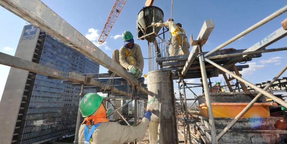 Previsões do Mercado Financeiro para PIB e Inflação se Mantêm Estáveis